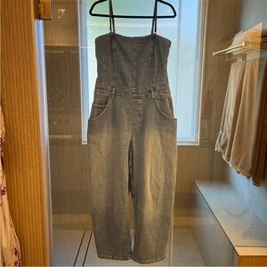 Free people Women's Denim Overalls size Large